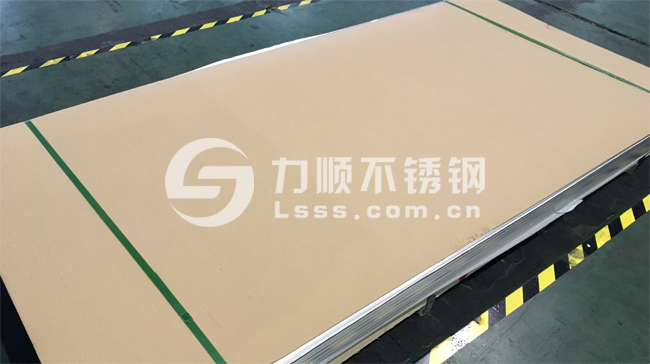 無(wú)錫力順不銹鋼公司:專供304、316L不銹鋼板材