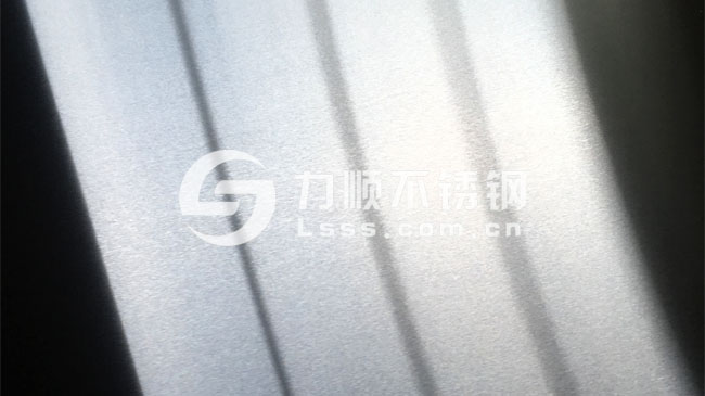 3mm不銹鋼拉絲板表面效果